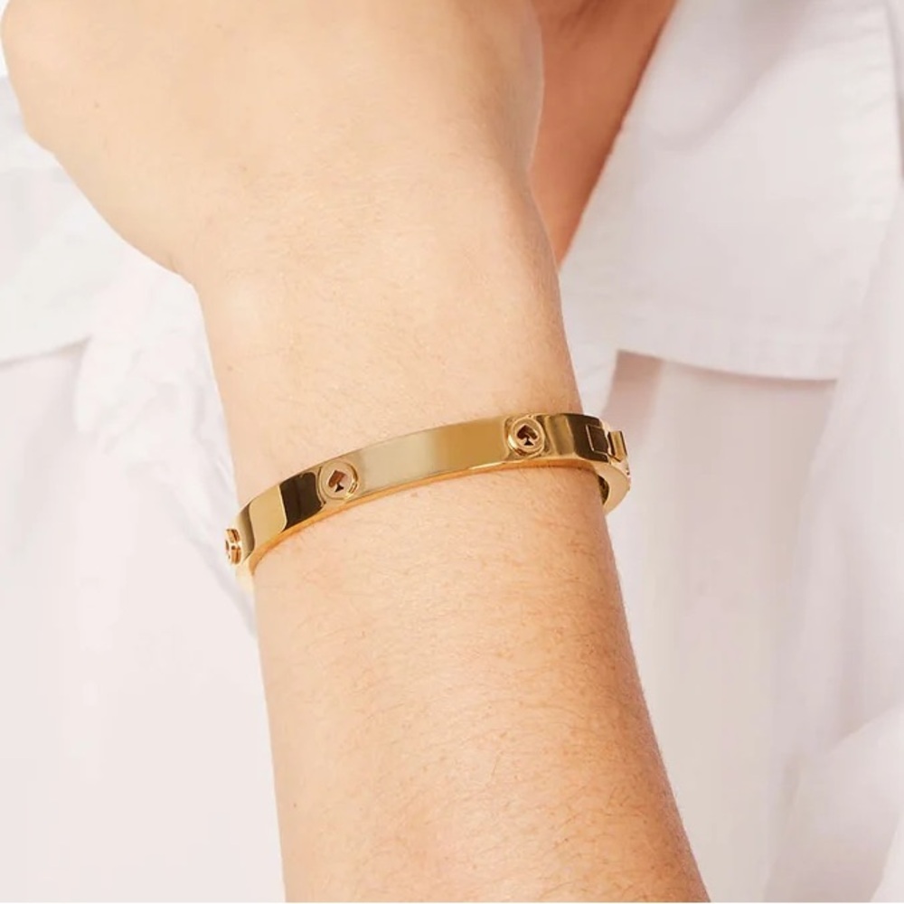 COPY - Kate Spade New York, Spot The Spade Gold Tone Bracelet
